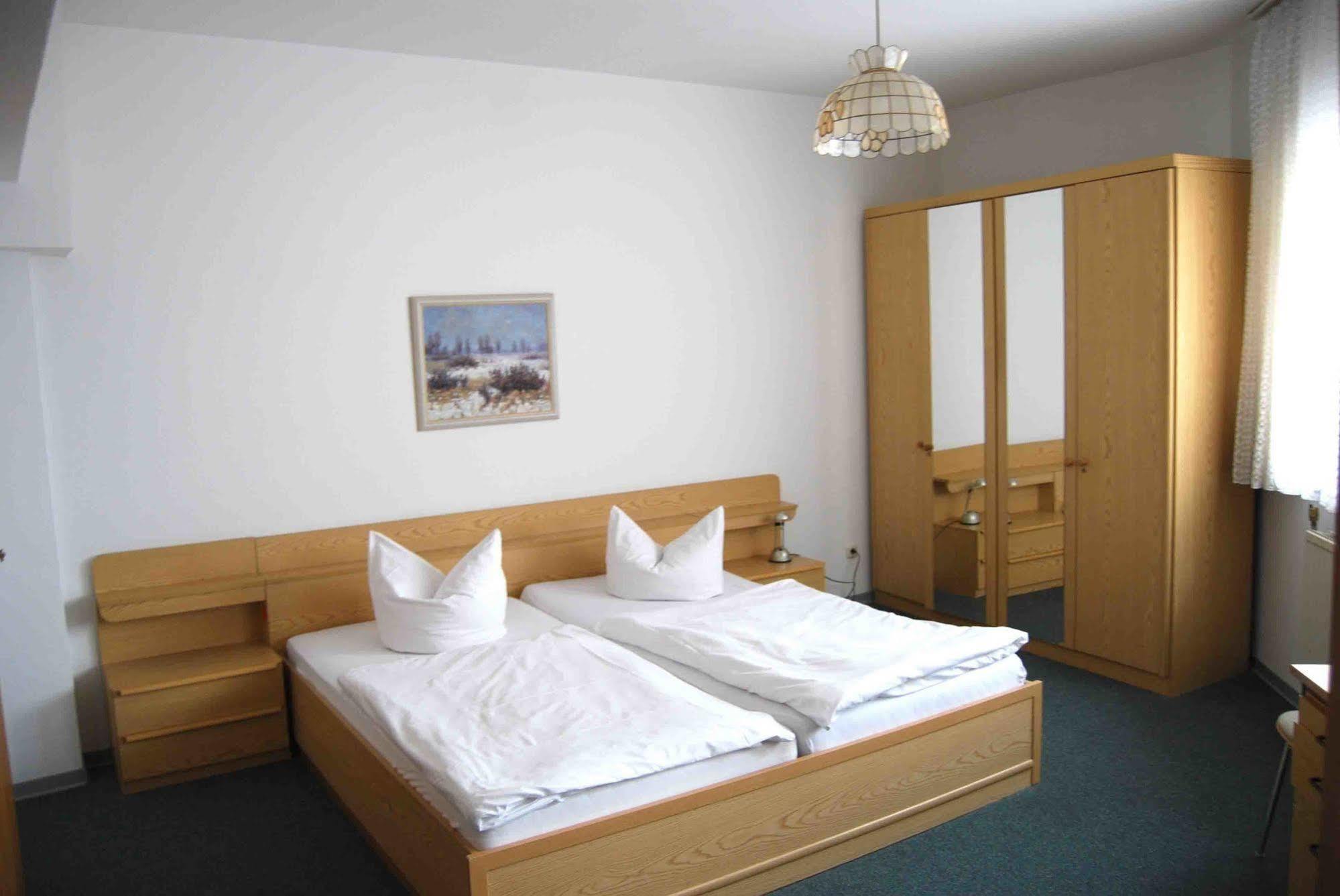Hotel Reuterhof Дармщат Екстериор снимка