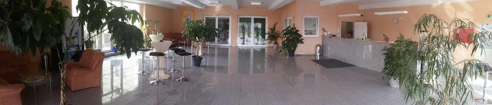 Hotel Reuterhof Дармщат Екстериор снимка